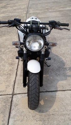 ขายYAMAHA XJR1300 แต่งพร้อมทะเบียนแท้