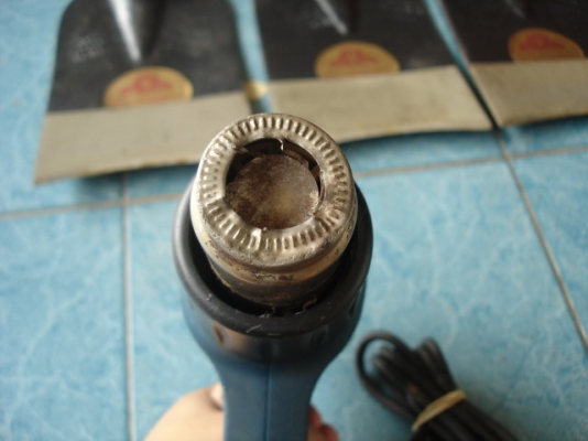 ที่เป่าลมร้อน Bosch made in Romania มือสองสภาพดี ที่เป่าลมร้อน Bosch made in Romania มือสองสภาพดี