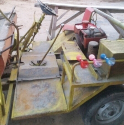 ขายด่วน DUMPER 4 ล้อ บรรทุกปูนโม่ 2 คิว เครื่องยนต์ YANMAR 10 แรง สภาพดีใช้งานบรรทุกหนักได้เลยครับ เกียร์เดินหน้า 1 ถอยหลัง 1 ใช้งานง่ายครับ ช่วงล่างเหล็กอย่างหนาไม่มีผุเลยครับ ราคาต่อรองได้ครับ