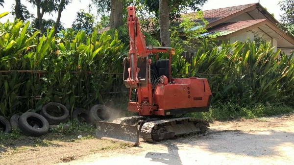 ขายรถแบคโฮยี่ห้อ IHI+รถเทรลเลอร์(รถลาก) ขายรถแบคโฮยี่ห้อ IHI+รถเทรลเลอร์(รถลาก)