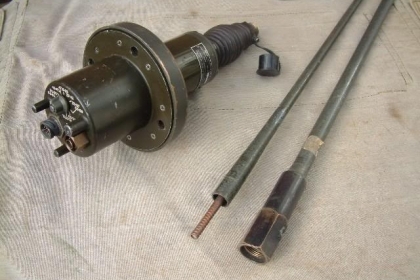 ขายเสาวิทยุแบบโคนสปริง 2 ท่อนพร้อมฐานครบชุด ถูกๆครับ