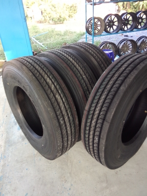 ขายยาง100-20 เรเดียล ทั้งชุด ของใหม่