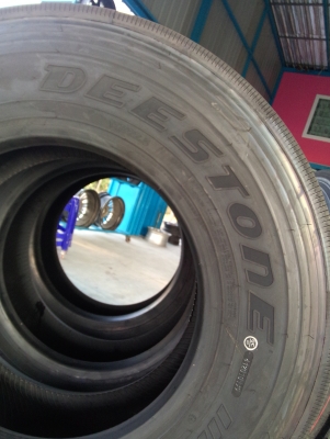 ขายยาง100-20 เรเดียล ทั้งชุด ของใหม่ ขายยาง100-20 เรเดียล ทั้งชุด ของใหม่