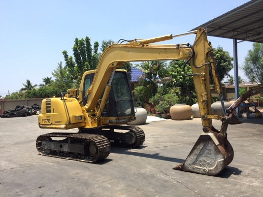 รถขุด Komatsu PC70-7 มือสอง นำเข้าจากญี่ปุ่น สภาพพร้อมใช้งาน