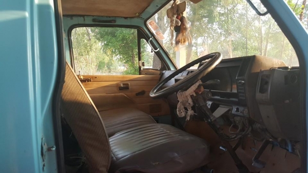 ขาย6ล้อบรรทุก อีซูซุNKR110 กระบะยาว4.30 มีคอกแผงข้างเสริม แชชซีสวย เอกสารเล่มเบียนพร้อมโอน ขาย6ล้อบรรทุก อีซูซุNKR110 กระบะยาว4.30 มีคอกแผงข้างเสริม แชชซีสวย เอกสารเล่มเบียนพร้อมโอน