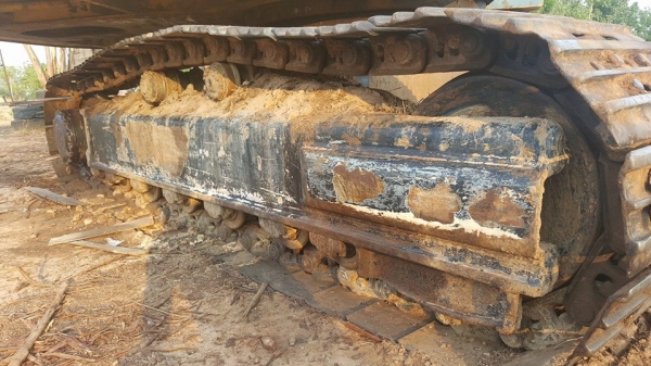 ขายรถขุดแบ็คโค KATO200 เครื่องมิตซู6D14 บูมสวย ช่วงล่างดี ปั๊มแห้ง สภาพพร้อมใช้งาน ขายรถขุดแบ็คโค KATO200 เครื่องมิตซู6D14 บูมสวย ช่วงล่างดี ปั๊มแห้ง สภาพพร้อมใช้งาน