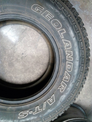 265/70R16  YOKOHAMA GEOLENDER A/T-S มี 1 เส้น ไม่มีปะ tel.081-4273941 ไอดีไลน์ 0814273941