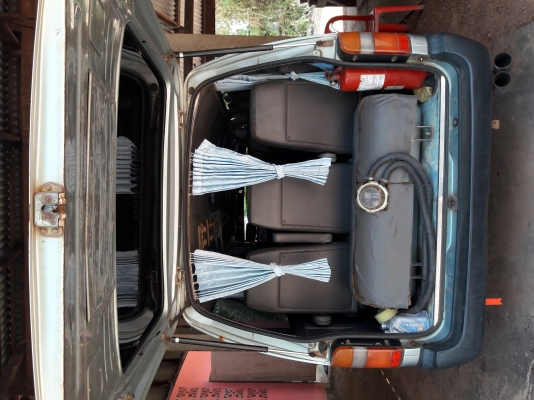 รถตู้สภาพพร้อมใช้งาน รถตู้สภาพพร้อมใช้งาน