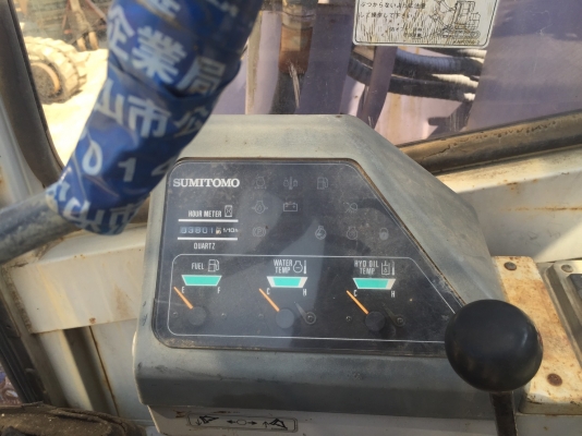 ขายรถขุด SUMITOMO SH 75U เก่าญี่ปุ่น ใช้งานมาแค่ 3000 กว่าชั่วโมง สภาพสวยมากๆค่ะ เดิมๆๆ  สภาพดี  ราคาไม่แพง   สนใจโทร 089-7462641  เจ๊สุวรรณี ...