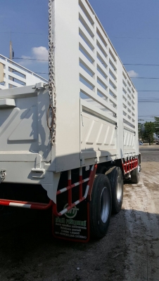 รถบรรทุกอีซูซุ FVM 230 แรงม้า ปี 49 กระบะสามมิตร เพลาเดียว  รถสด สวย สภาพเดิม  พร้อมใช้งาน ทดลองขับได้    สนใจติดต่อ เอ็ม ที เจริญยนต์ สาขาปทุมธานี      (ถนนกาญจนาภิเษก วงแหวนตะวันตกบางปะอิน-บางบัวทอง เยื้องคลังกระจายสินค้าโล