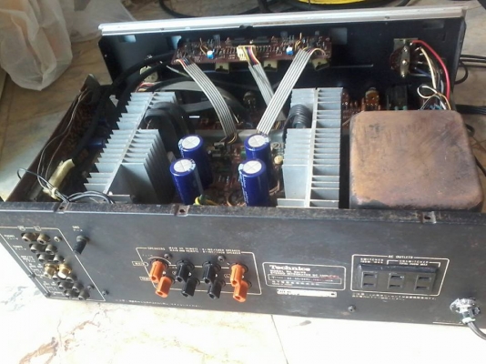 ขายแอมป์บ้านเทคนิคกับยามาฮ่าไฟ220v