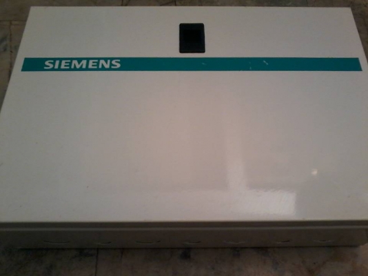 ขายตู้ไฟคอนโทรลใช้ในบ้านของซีเมนต์13ช่อง