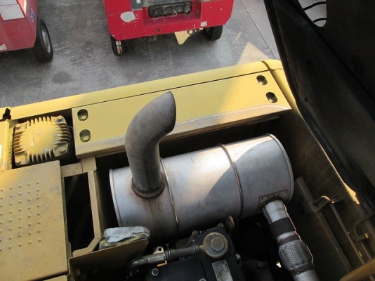 รถแบ็คโฮ 320D  0813062283