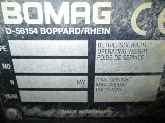 รถบด Bomag BW219DH-4 # 101582771215 รถบดสั่นสะเทือน 20 ตัน โทร.กุ้ง 0813062283