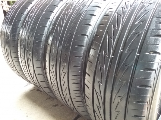 ยางBRIDGESTONE รุ่น MY-02  195 45R16 ลงพื้นปลายปี2014สภาพสวยมากๆ ดอกเยอะมากหาอยู่รีบเลยไม่แพง