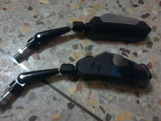 ขายของแต่งกระจกมองข้างใส่มอไซค์+ไฟเลี้ยว+ออยส์หลอก+ไฟโปรเจคเตอร์