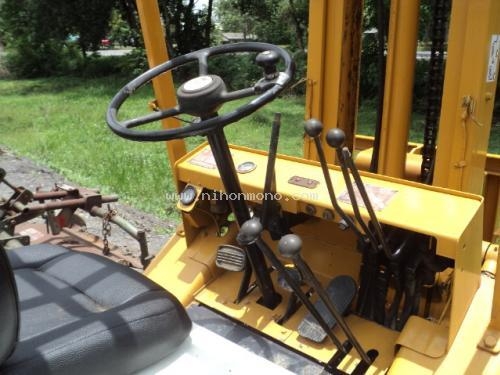 รถยก TCM   FD25Z4 รหัสสินค้า : 12000586  ติดต่อ Tel.086-8150487  www.nihonmono.com