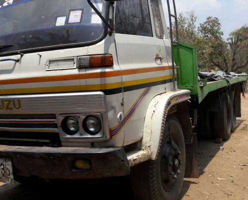 สิบล้อ อีซูซุ JCM 168แรง เครือง EH 700 เพาเดียว พื้นเรียบ ยาว 6.50ม สภาพดีสวยหัวบางเดิมพร้อมใช้งาน เอกสารแจ้งเข้าเล่มแล้ว ทะเบียนพร้อมโอน