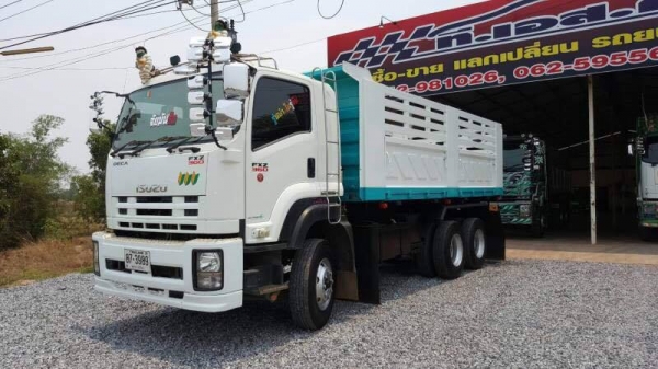 ขาย360ปี 55 ปลายปี มีระบบลากพ้วง วิ้ง 3xxxxx  ราคา2400000 จัดแน้นได้ 2100000 รถอยู่ สกนนคร