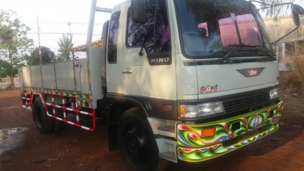 ขายด่วน รถ 6 ล้อ HINO FF3H 195 แรงม้า ,5.50 เมตร