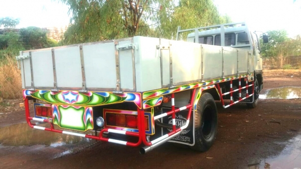 ขายด่วน รถ 6 ล้อ HINO FF3H 195 แรงม้า ,5.50 เมตร