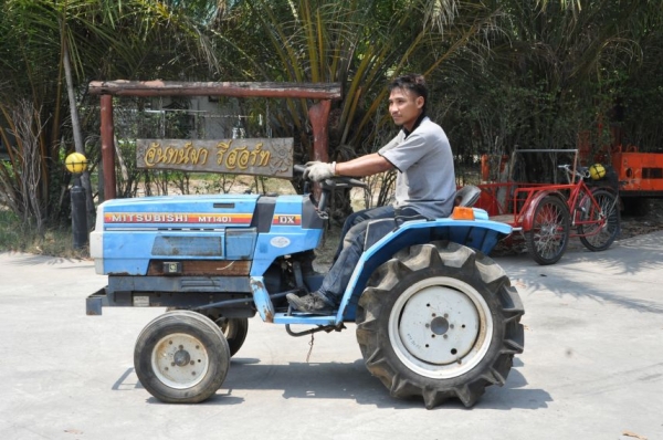 ขายรถไถMITSUBISHI15แรงสภาพสวยเดิมญี่ปุ่นไม่เคยใช้ในไทย 39,000 เท่านั้น!!