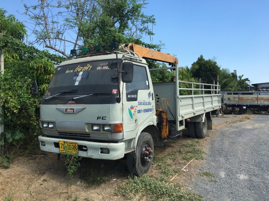 6ล้อติดเครน กะบะยาว5.50เมตร