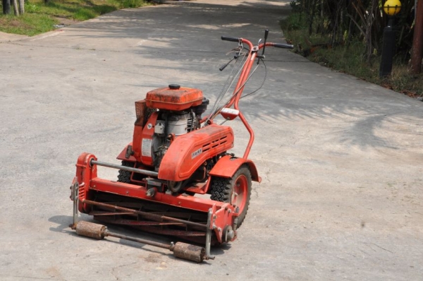 ขายรถตััดหญ้าSHIBURA7แรง สวยเดิมจากญี่ปุ่นยังไม่เคยใช้ในไทย 12,000เท่านั้น!!