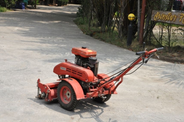 ขายรถตััดหญ้าSHIBURA7แรง สวยเดิมจากญี่ปุ่นยังไม่เคยใช้ในไทย 12,000เท่านั้น!!