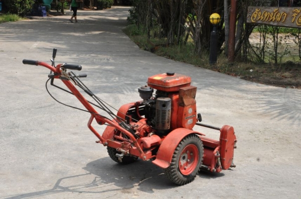 ขายรถตััดหญ้าSHIBURA7แรง สวยเดิมจากญี่ปุ่นยังไม่เคยใช้ในไทย 12,000เท่านั้น!!