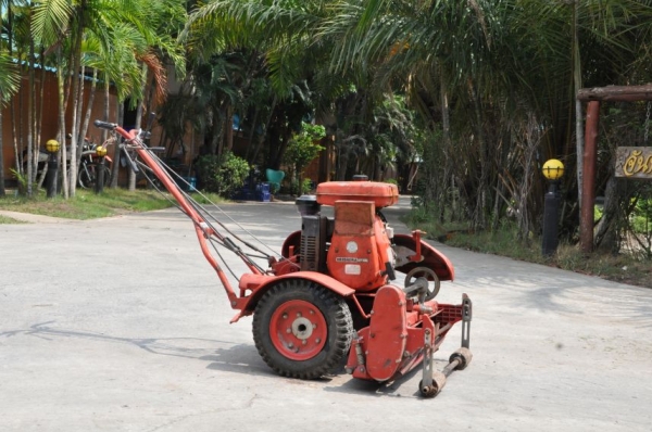 ขายรถตััดหญ้าSHIBURA7แรง สวยเดิมจากญี่ปุ่นยังไม่เคยใช้ในไทย 12,000เท่านั้น!!