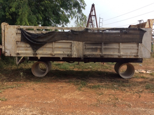 ขายกะบะเหล็ก 10 ล้อดั้ม สภาพดี สีไม่สวย (ถอดลงจาก มิตซูไอ้หลง) ยาว6ม.พร้อม กระบอกดั้มและอุปกรณ์ ราคา95,000 บาท ศุภากร 081-1903107, 081-4252943