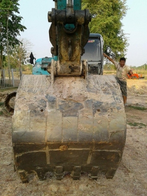 ขายรถขุดแบ็คโค SK200-5มาร์คไฟว์ธรรมดา ไฟฟ้าเต็มเก่านอกเอกสารเล่มทะเบียน ช่วงล่างดีทำงานเร็ว บูมสวย แอร์เย็น ขายรถขุดแบ็คโค SK200-5มาร์คไฟว์ธรรมดา ไฟฟ้าเต็มเก่านอกเอกสารเล่มทะเบียน ช่วงล่างดีทำงานเร็ว บูมสวย แอร์เย็น