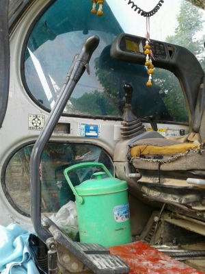 ขายรถขุดแบ็คโค SK200-5มาร์คไฟว์ธรรมดา ไฟฟ้าเต็มเก่านอกเอกสารเล่มทะเบียน ช่วงล่างดีทำงานเร็ว บูมสวย แอร์เย็น ขายรถขุดแบ็คโค SK200-5มาร์คไฟว์ธรรมดา ไฟฟ้าเต็มเก่านอกเอกสารเล่มทะเบียน ช่วงล่างดีทำงานเร็ว บูมสวย แอร์เย็น