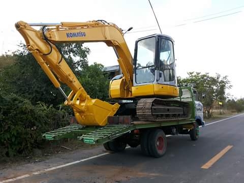 <<< ขายรถแม็คโคร Komatsu PC 78US  พร้อม เทรลเลอร์หกล้อ >>>