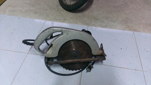 ขายเลื่อยวงเดือน MAKITA 5201N