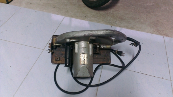 ขายเลื่อยวงเดือน MAKITA 5201N