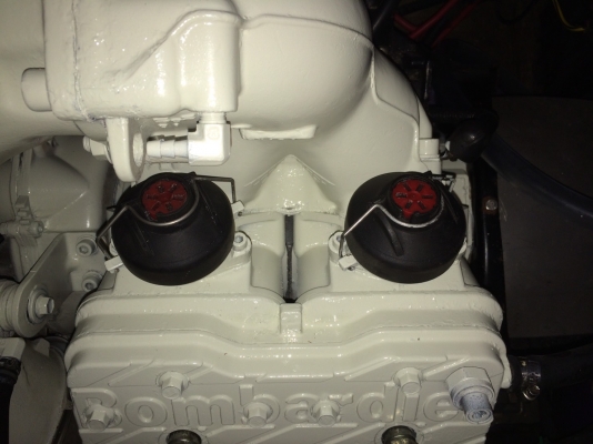 ขาย SEADOO XP800 มีกล่องไฟ MSD สำหรับ XP800 ตรงรุ่นและ ใบพัด Skat Trak เบิกใหม่ ลงรูปเพิ่มให้แล้วนะครับ