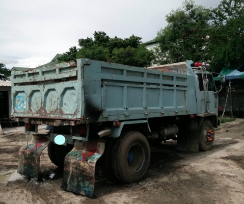 6ล้อดัมพ์ ร็อคกี้ 6ล้อดัมพ์ ร็อคกี้