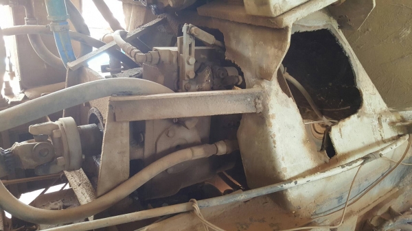 ขาย รถโม่ปูน 3.5 คิว HINO FD ไม่มีทะเบียน เครื่อง HO7C 180 แรงม้า เกียร์ HO คัสซีสวยตลอดเส้น พวงมาลัยพาวเวอร์ ราคาคุยกันได้ครับ