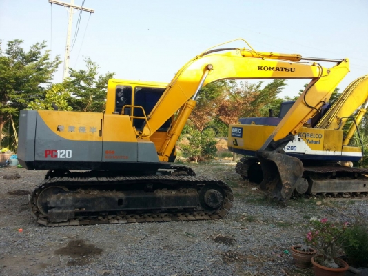 ขายรถแบคโฮ KOMATSU PC120-5 สภาพสวยพร้อมใช้งาน