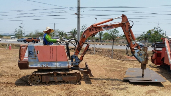 ขาย รถขุด แบคโฮ พร้อมหัวเจาะ BREAKER กระแทกปูน KUBOTA KHO26 แทรคเหล็ก เก่านอก ขาย รถขุด แบคโฮ พร้อมหัวเจาะ BREAKER กระแทกปูน KUBOTA KHO26 แทรคเหล็ก เก่านอก