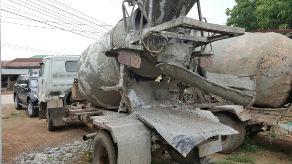 ขาย รถโม่ปูน 2.5 คิว ไม่มีทะเบียน เครื่อง 6BD1 165 แรงม้า เกียร์ร็อค คัสซีสวยใช้ได้ พวงมาลัยพาวเวอร์ รถพร้อมใช้งาน ราคาคุยกันได้ ขาย รถโม่ปูน 2.5 คิว ไม่มีทะเบียน เครื่อง 6BD1 165 แรงม้า เกียร์ร็อค คัสซีสวยใช้ได้ พวงมาลัยพาวเวอร์ รถพร้อมใช้งาน ราคาคุยกันได้