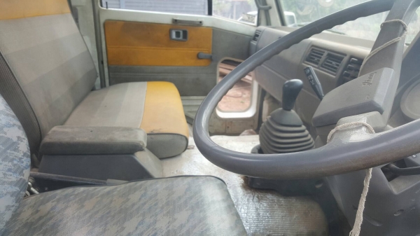 ขาย รถโม่ปูน 2.5 คิว ไม่มีทะเบียน เครื่อง 6BD1 165 แรงม้า เกียร์ร็อค คัสซีสวยใช้ได้ พวงมาลัยพาวเวอร์ รถพร้อมใช้งาน ราคาคุยกันได้ ขาย รถโม่ปูน 2.5 คิว ไม่มีทะเบียน เครื่อง 6BD1 165 แรงม้า เกียร์ร็อค คัสซีสวยใช้ได้ พวงมาลัยพาวเวอร์ รถพร้อมใช้งาน ราคาคุยกันได้