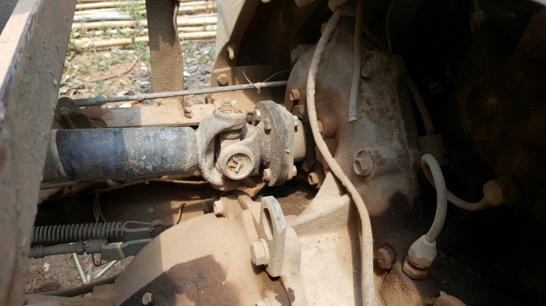 ขาย รถโม่ปูน แบบโม่โซ่ 2.5 คิว HINO เอกสารเล่มทะเบียนครบ เครื่อง EH700 168 แรงม้า พวงมาลัยพาวเวอร์ ราคาคุยกันได้ครับ