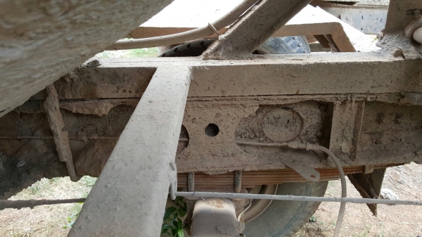 ขาย รถโม่ปูน แบบโม่โซ่ 2.5 คิว HINO เอกสารเล่มทะเบียนครบ เครื่อง EH700 168 แรงม้า พวงมาลัยพาวเวอร์ ราคาคุยกันได้ครับ