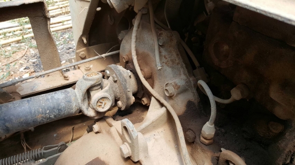 ขาย รถโม่ปูน แบบโม่โซ่ 2.5 คิว HINO เอกสารเล่มทะเบียนครบ เครื่อง EH700 168 แรงม้า พวงมาลัยพาวเวอร์ ราคาคุยกันได้ครับ