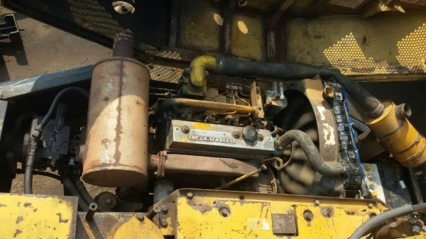 ขาย KOMATSU PC60 -5 สภาพสวยพร้อมใช้ ติดต่อ คุณ อ๊อฟ พิจิตร 086-737-9991 ขาย KOMATSU PC60 -5 สภาพสวยพร้อมใช้ ติดต่อ คุณ อ๊อฟ พิจิตร 086-737-9991