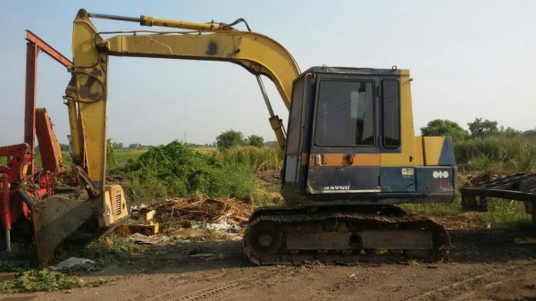 ขาย KOMATSU PC60 -5 สภาพสวยพร้อมใช้ ติดต่อ คุณ อ๊อฟ พิจิตร 086-737-9991 ขาย KOMATSU PC60 -5 สภาพสวยพร้อมใช้ ติดต่อ คุณ อ๊อฟ พิจิตร 086-737-9991