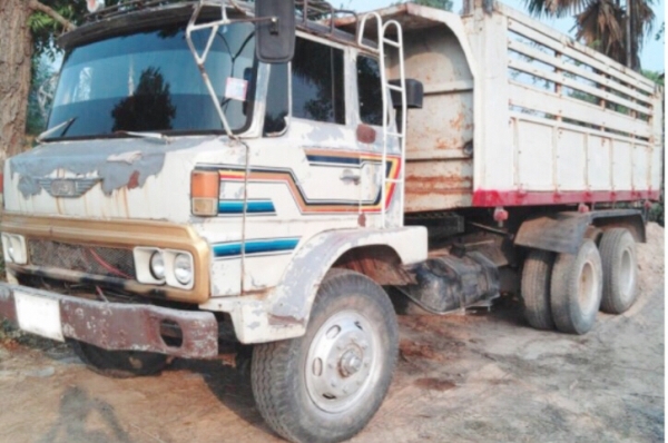 HINO KT 725 - 168 HP EH700 สิบล้อดั๊มพ์ 2 เพลา กระบะดั๊มพ์เหล็ก 12 ตันสภาพดีพร้อมบรรทุกพร้อมใช้งาน ช่วงล่างใหญ่ 2 เพลาของฮีโน่ ZM 10 น็อต เครื่องยนต์แน่นแรงดีฟิตใหม่แล้วครับ ภายในเก๋งคอนโซลครบพร้อม พวงมาลัยเพาเวอร์ เบรคลม ช่วงล่างยางสภาพดี 10 เส้นประมาณ 6 HINO KT 725 - 168 HP EH700 สิบล้อดั๊มพ์ 2 เพลา กระบะดั๊มพ์เหล็ก 12 ตันสภาพดีพร้อมบรรทุกพร้อมใช้งาน ช่วงล่างใหญ่ 2 เพลาของฮีโน่ ZM 10 น็อต เครื่องยนต์แน่นแรงดีฟิตใหม่แล้วครับ ภายในเก๋งคอนโซลครบพร้อม พวงมาลัยเพาเวอร์ เบรคลม ช่วงล่างยางสภาพดี 10 เส้นประมาณ 6